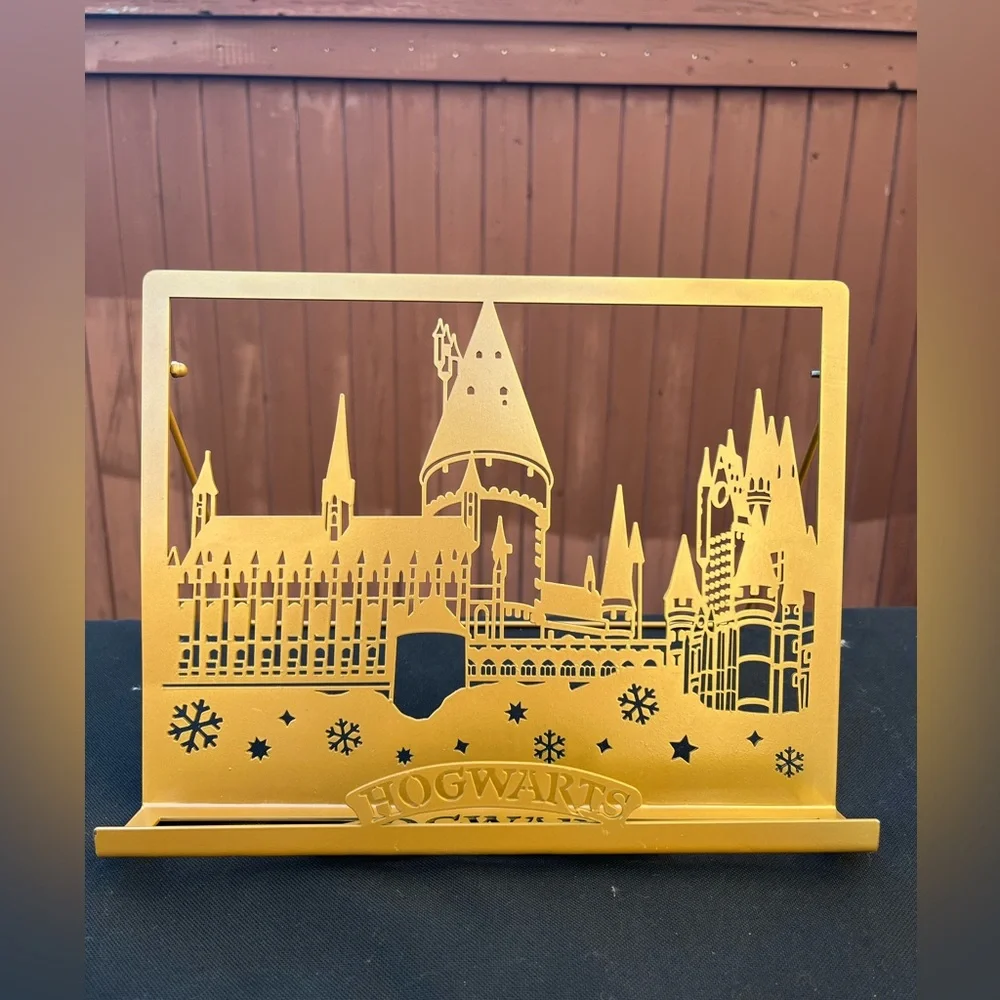 Harry Potter Hogwarts Metal Cookbook Tablet Holder Gold Tone Easel - Picture 1 of 8